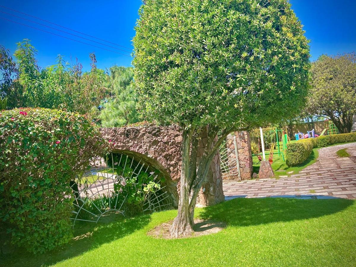 Hotel Ojo De Agua Ciudad Hidalgo Exterior foto